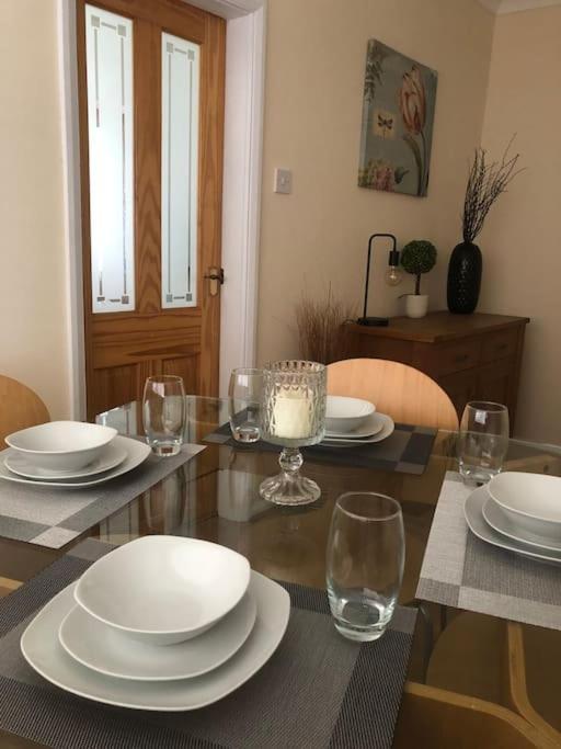 29 Comfort House 2 Bedroom Townhouse With Parking Сканторп Екстер'єр фото