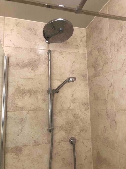 29 Comfort House 2 Bedroom Townhouse With Parking Сканторп Екстер'єр фото